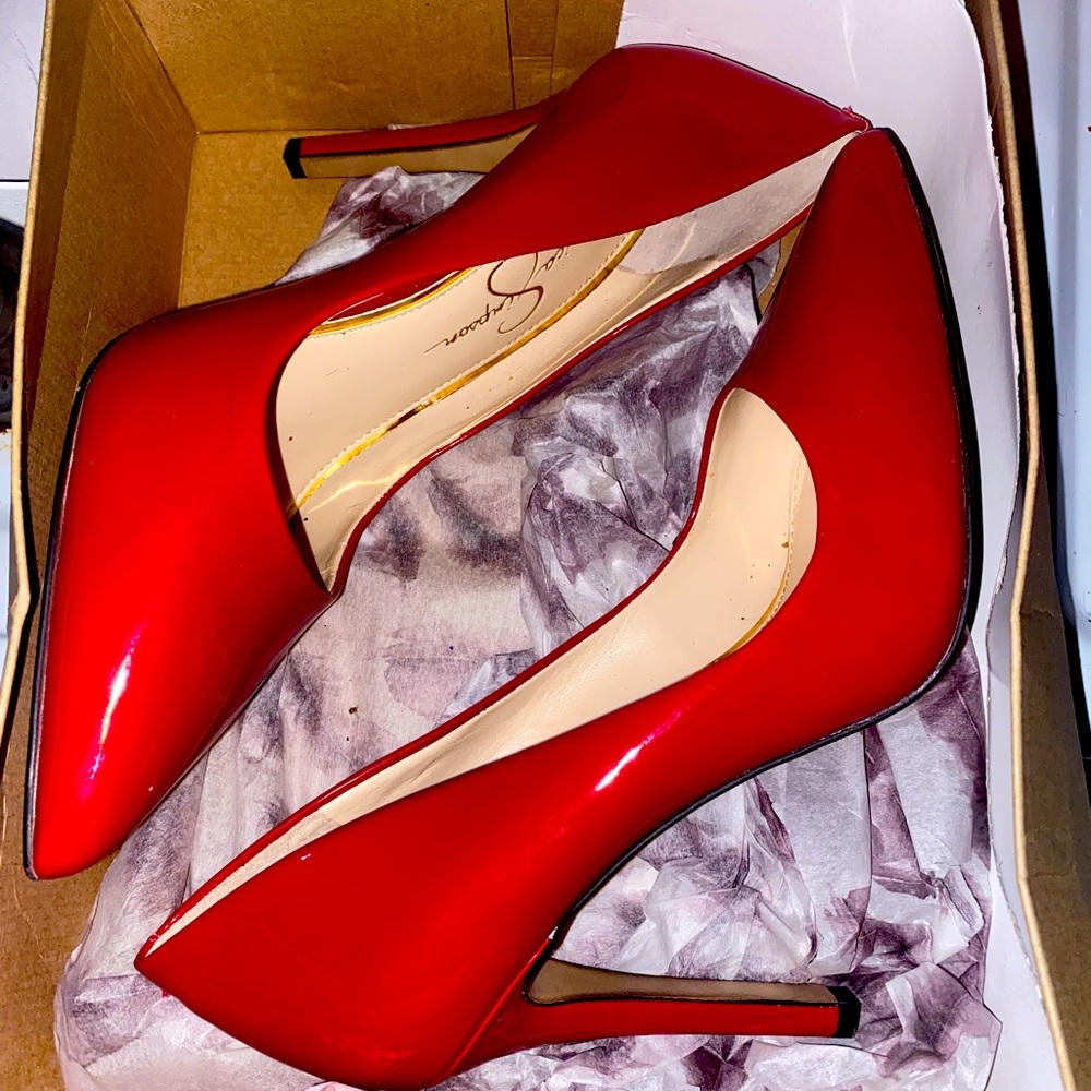 Jessica Simpson red pumps